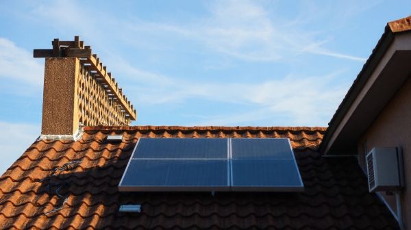 5 façons dont les panneaux solaires réduisent vos coûts énergétiques